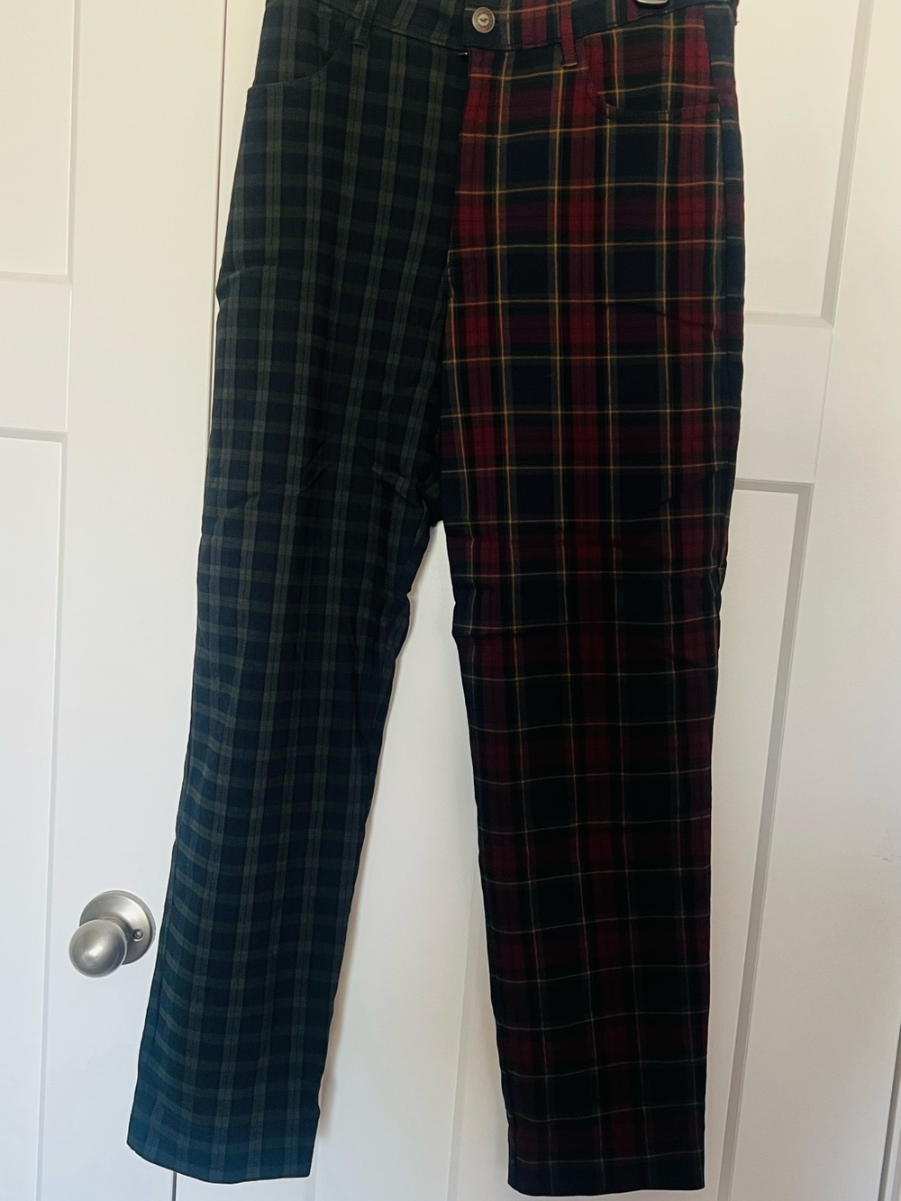 Hollister Two-Tone Plaid Pants in Green & Red